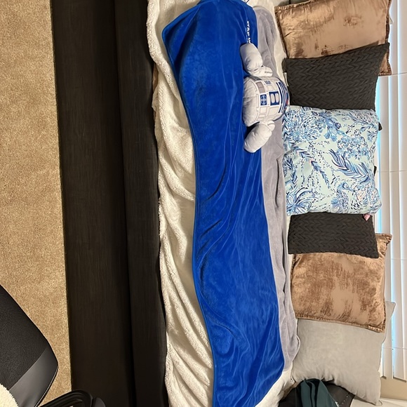 R2D2 and BB8 small quillows - Picture 4 of 6